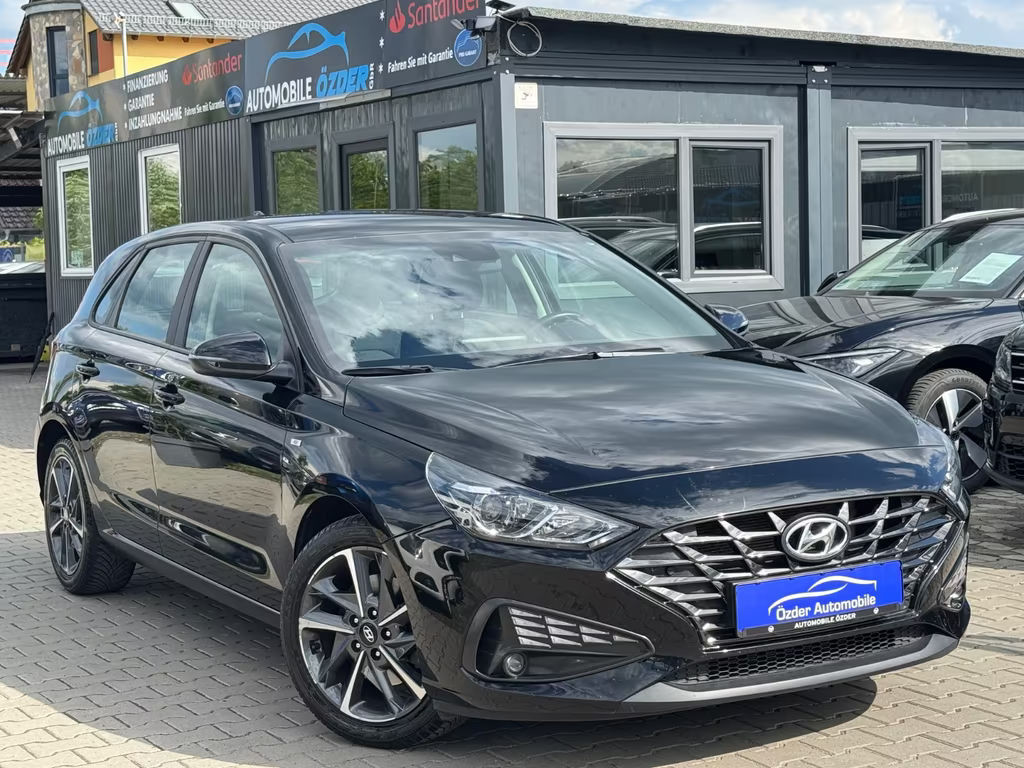 Hyundai i30 Trend Hybrid