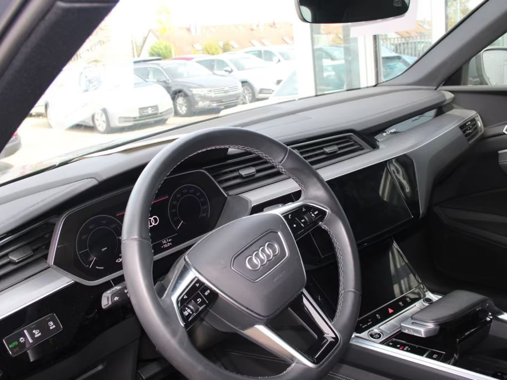 Audi Q8 e-tron