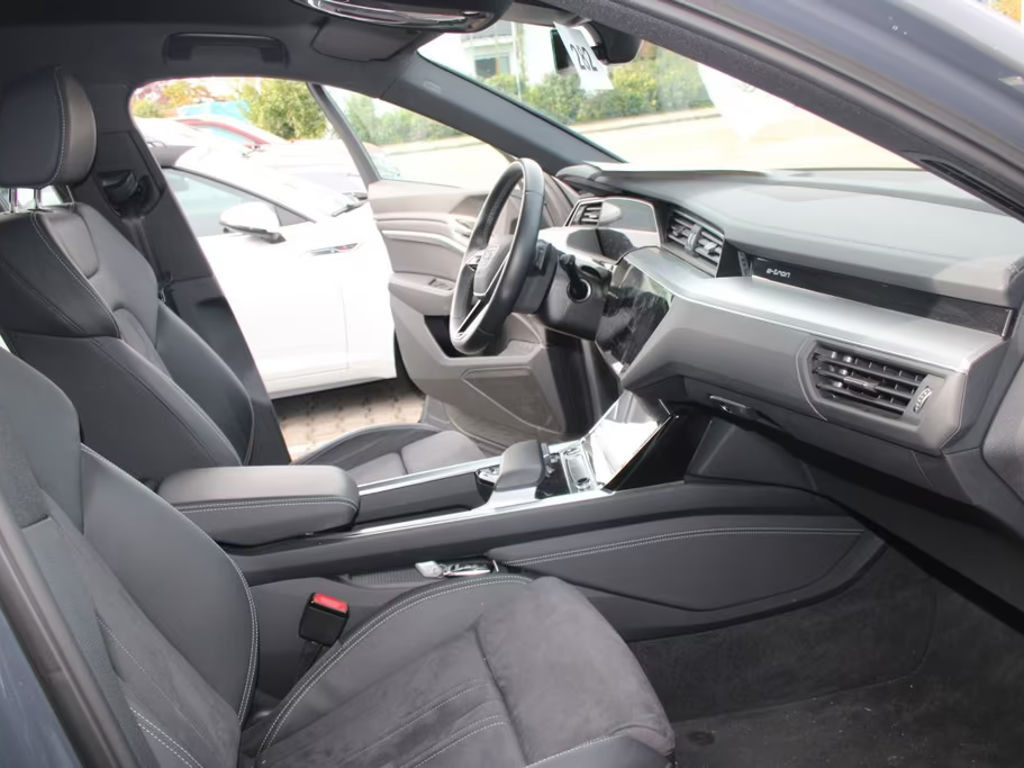 Audi Q8 e-tron