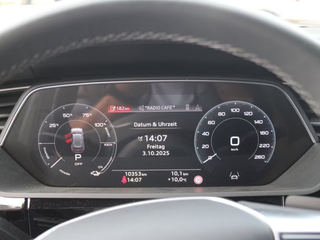 Audi Q8 e-tron