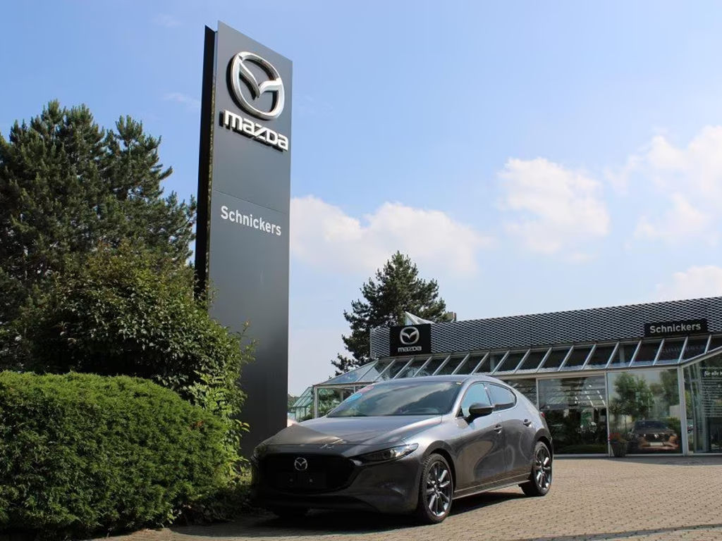 Mazda 3 Exclusive-line