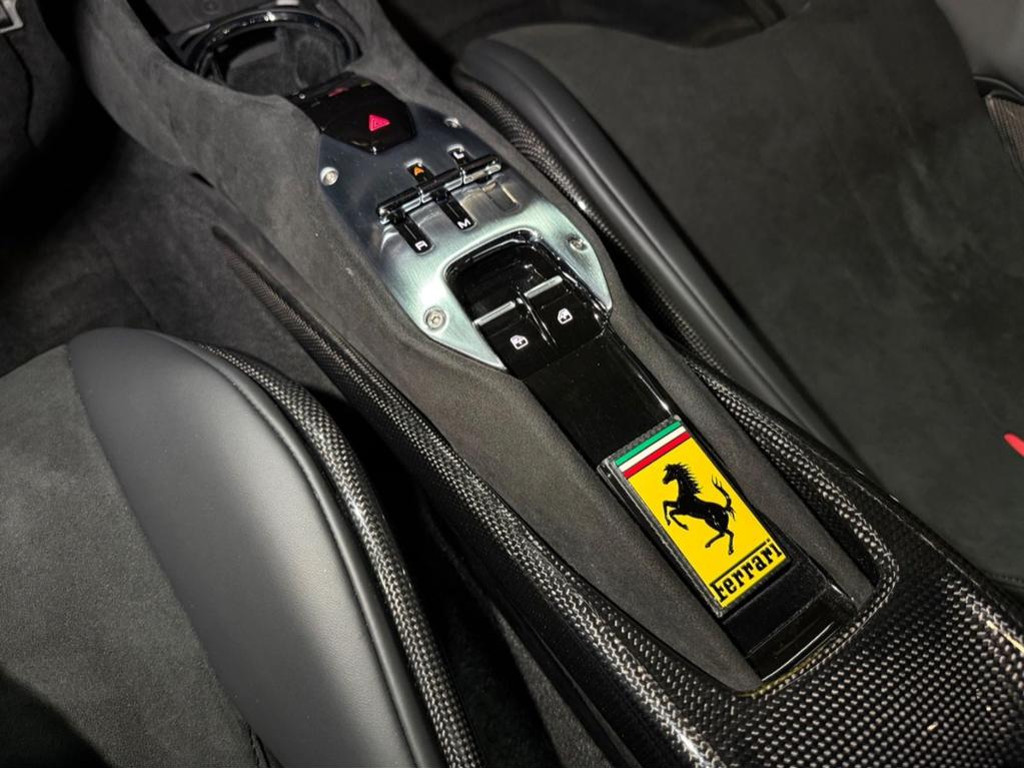 Ferrari 296
