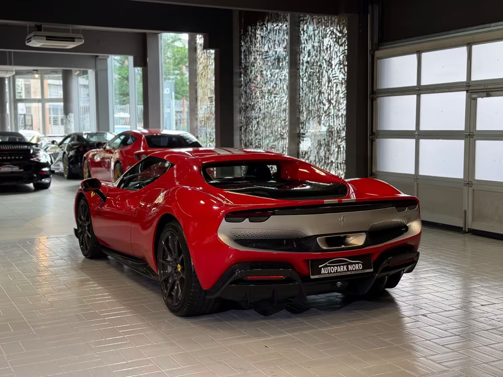 Ferrari 296