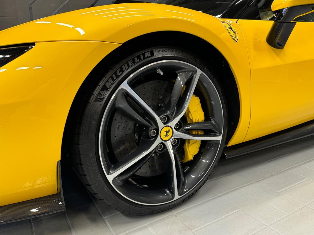 Ferrari 296