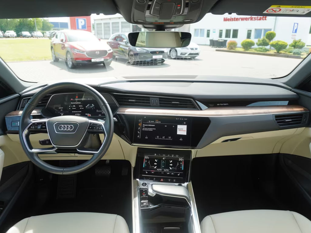 Audi e-tron