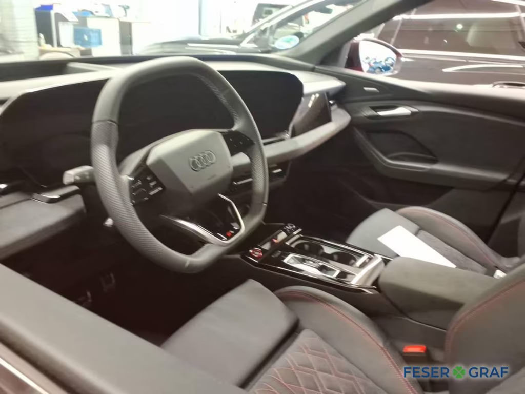 Audi SQ6 e-tron
