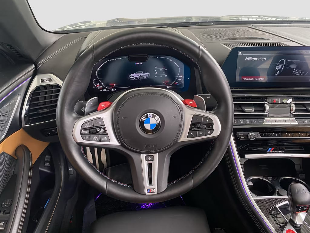 BMW M8