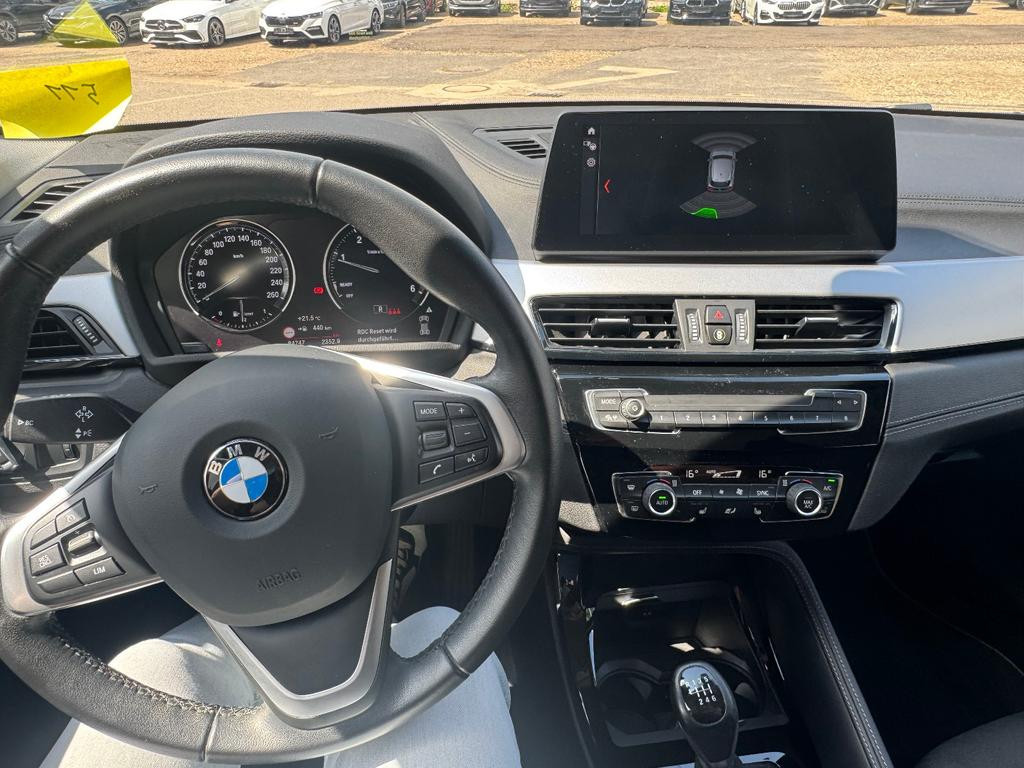 BMW X2