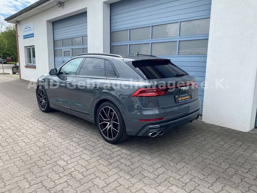 Audi SQ8