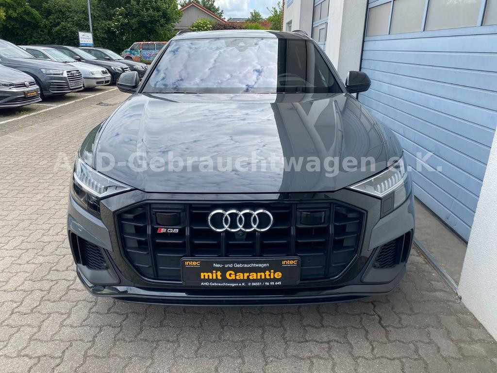 Audi SQ8