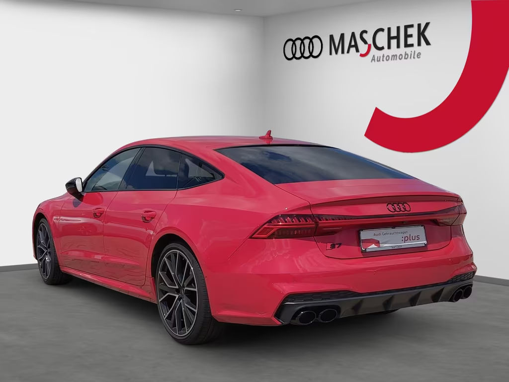 Audi S7
