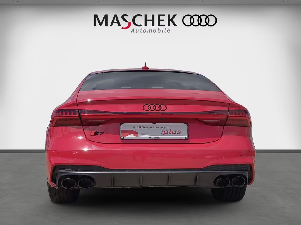 Audi S7