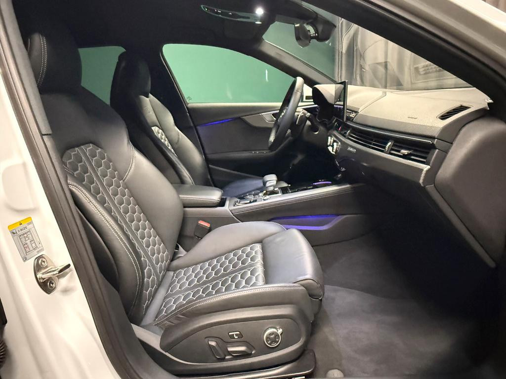 Audi RS4