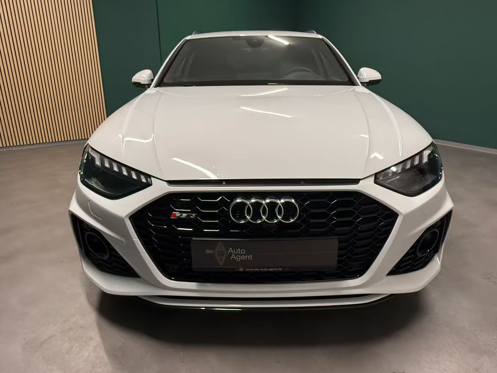Audi RS4