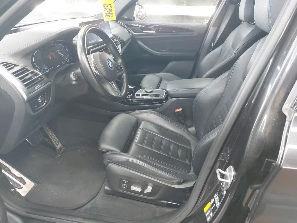 BMW iX3
