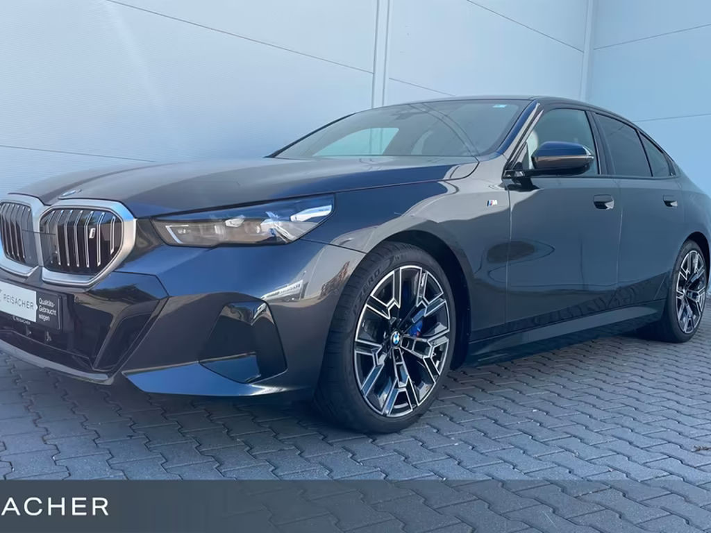 BMW i5 M-Sport Sedan eDrive40