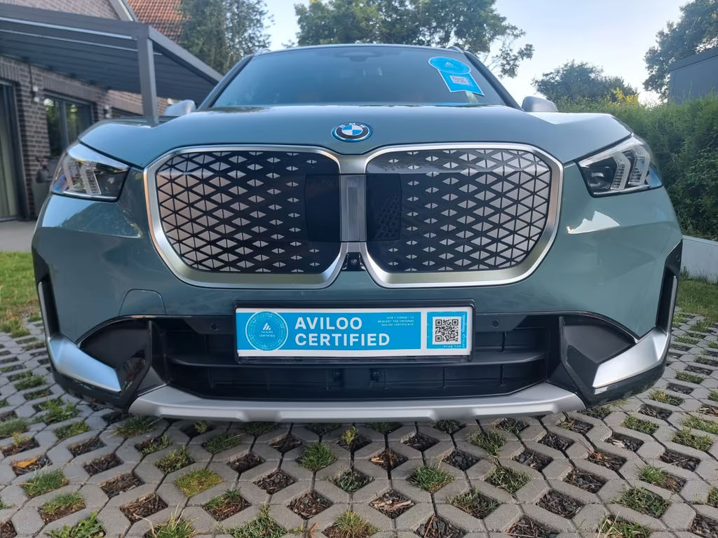 BMW iX1