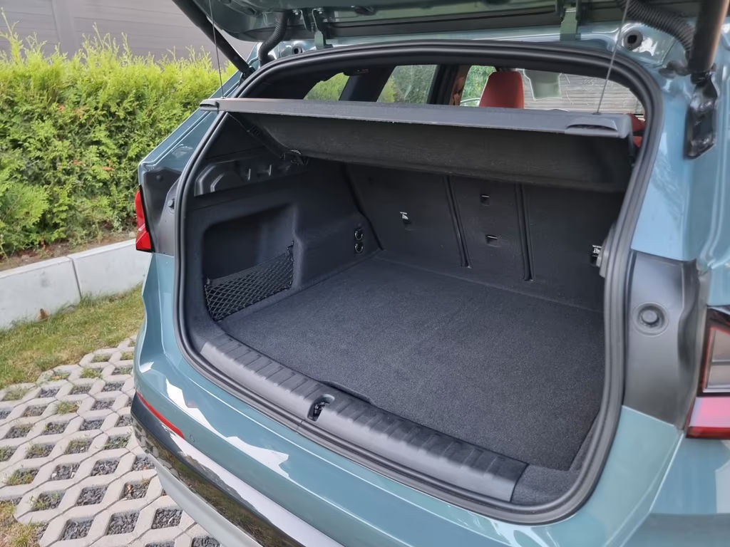 BMW iX1