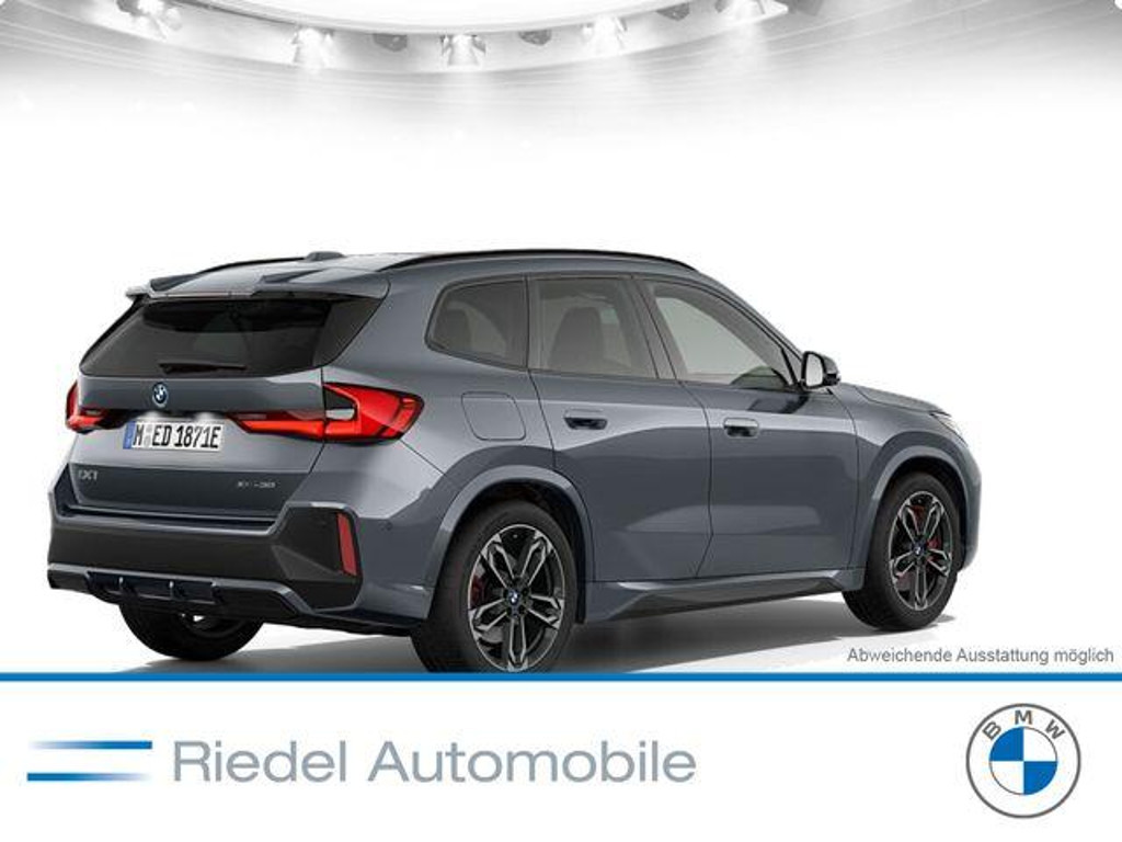 BMW iX1