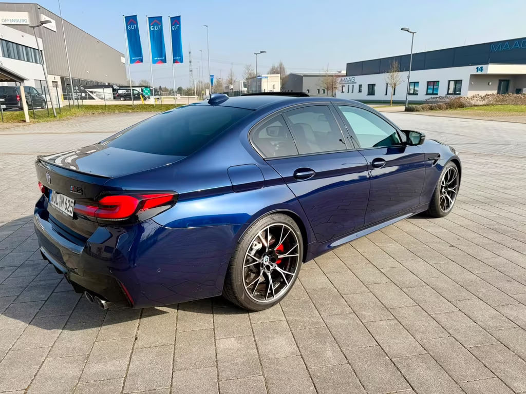 BMW M5