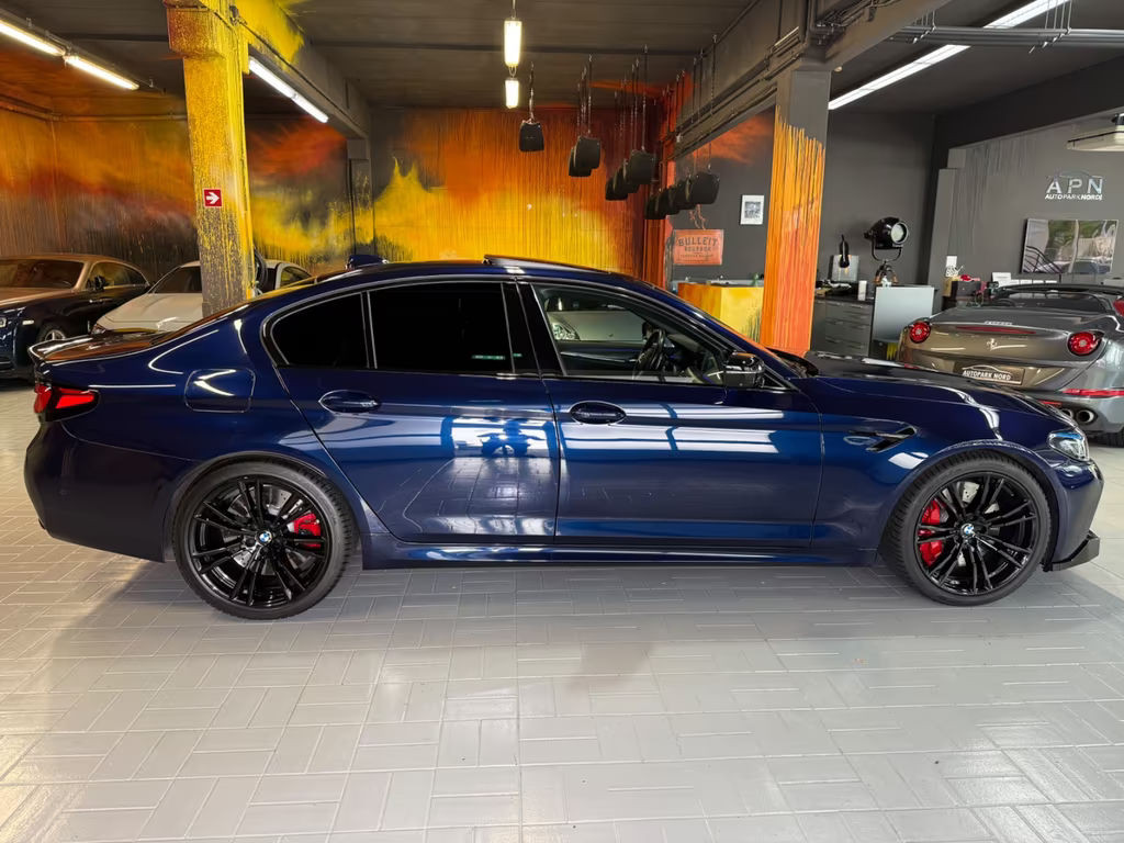 BMW M5