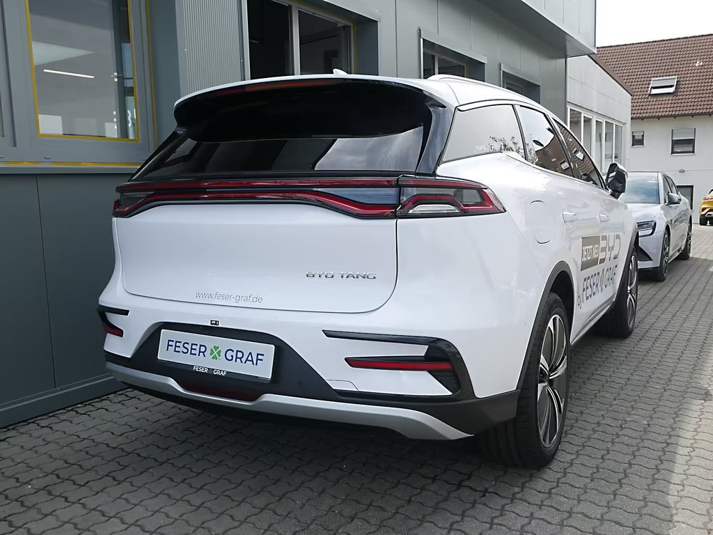 BYD Tang