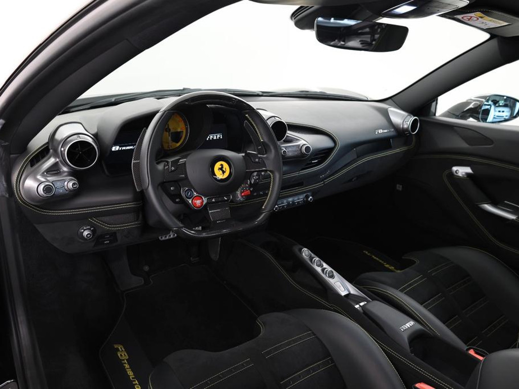 Ferrari F8