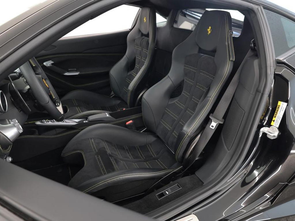 Ferrari F8