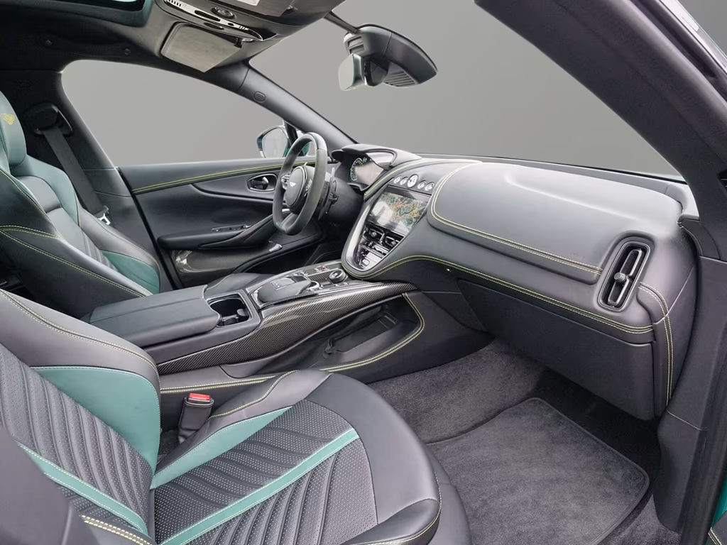 Aston Martin DBX