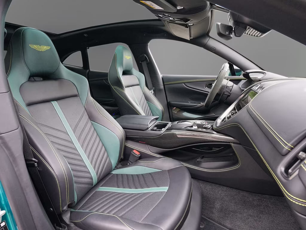 Aston Martin DBX