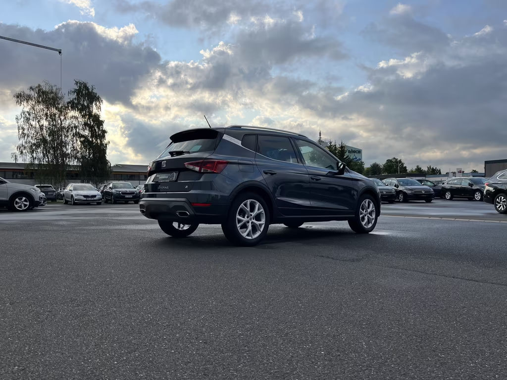 Seat Arona