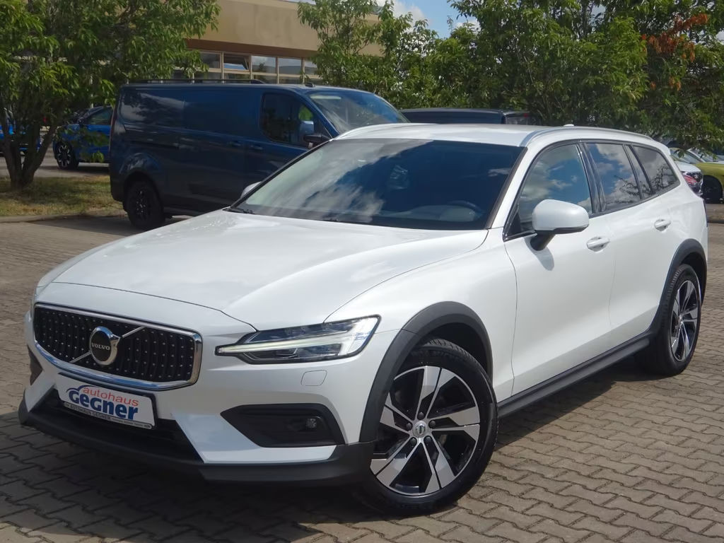 Volvo V60 Cross Country