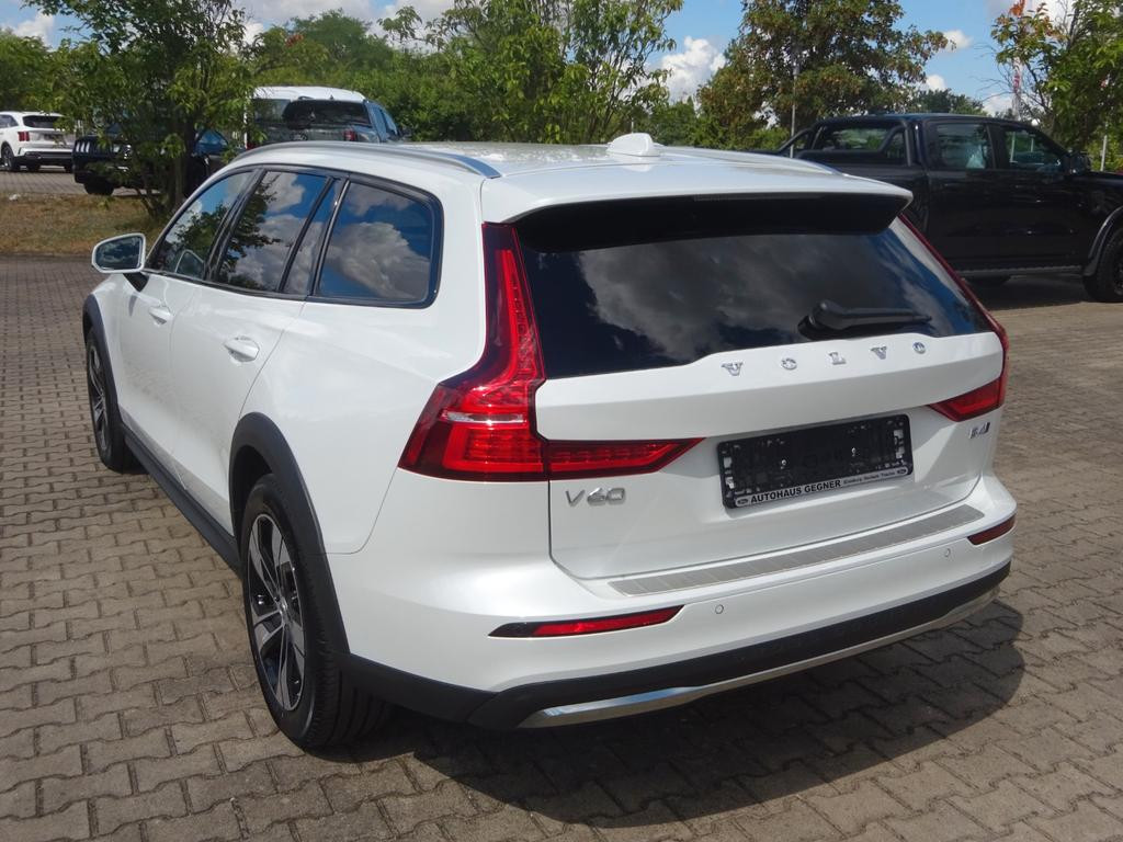 Volvo V60 Cross Country