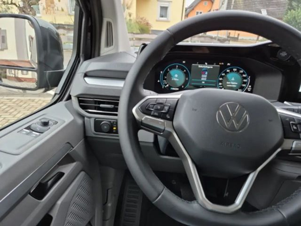 Volkswagen Caravelle