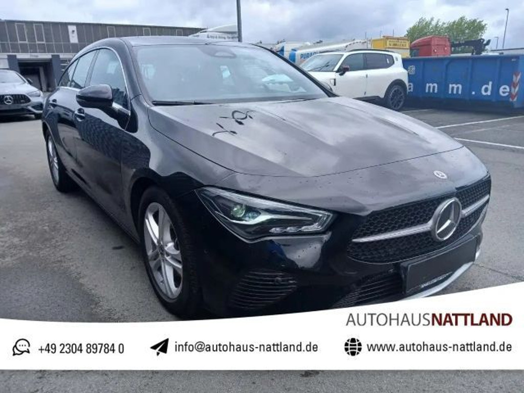Mercedes-Benz CLA-Klasse CLA 180 Advanced RFK LED 1.Hd.