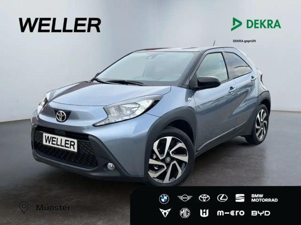 Toyota Aygo X Bi-Tone Hatchback