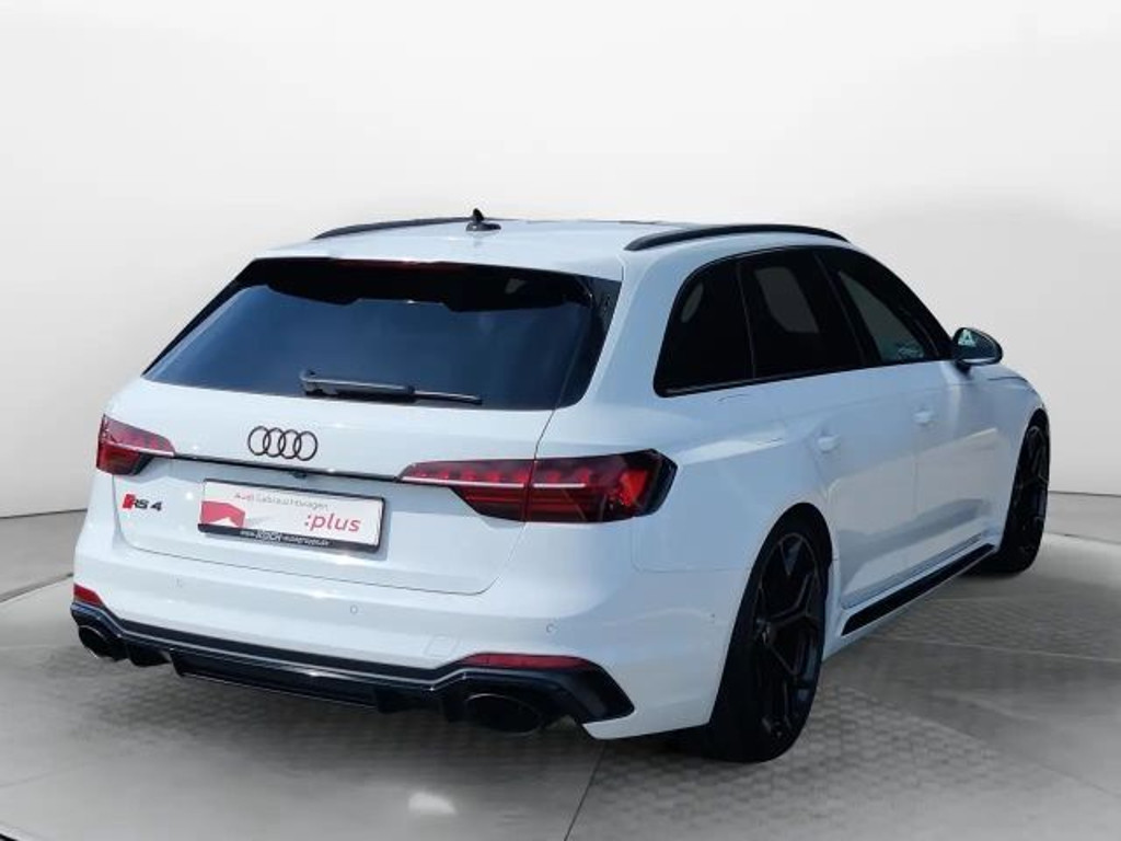 Audi RS4
