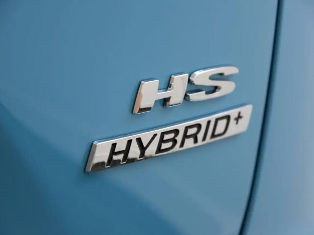 MG HS