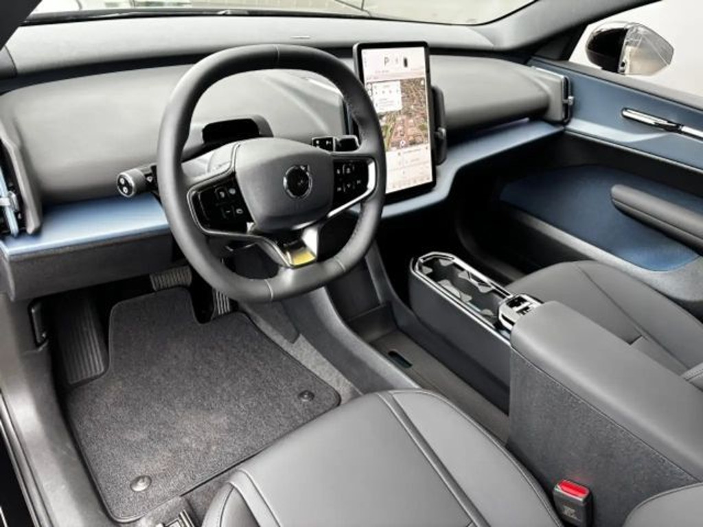 Volvo EX30