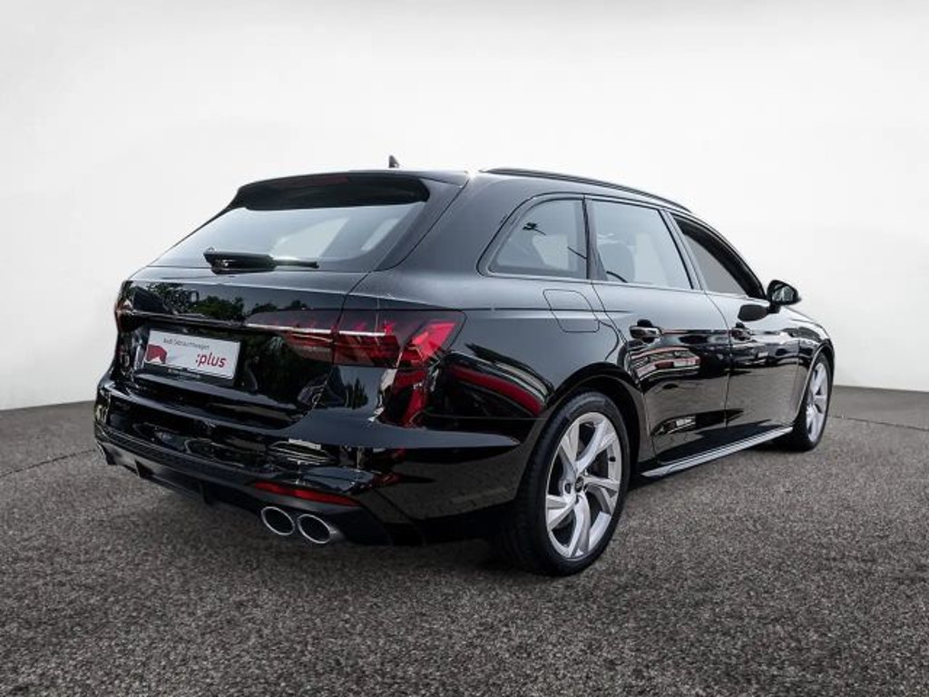 Audi S4