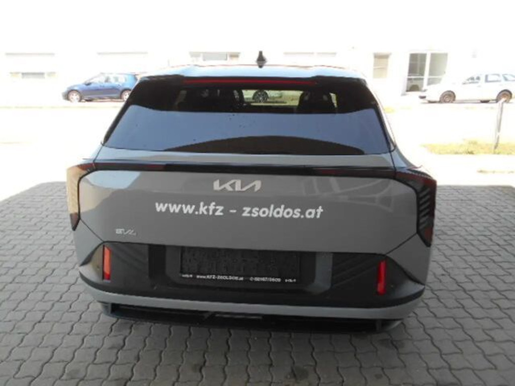 Kia EV4