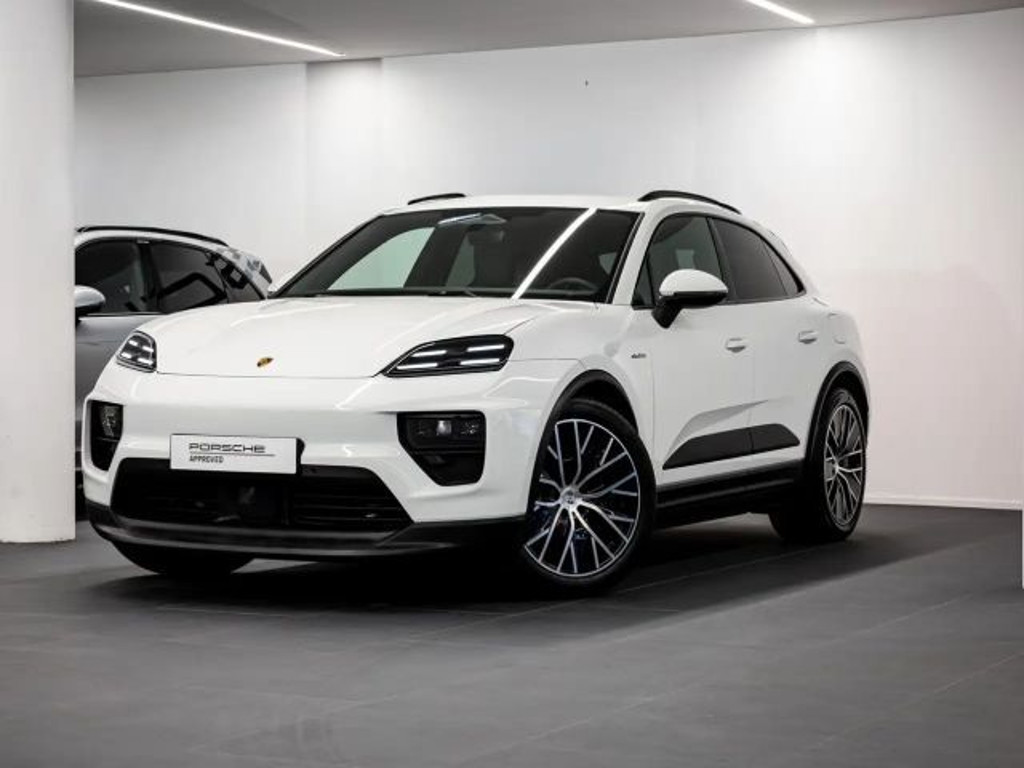 Porsche Macan 4