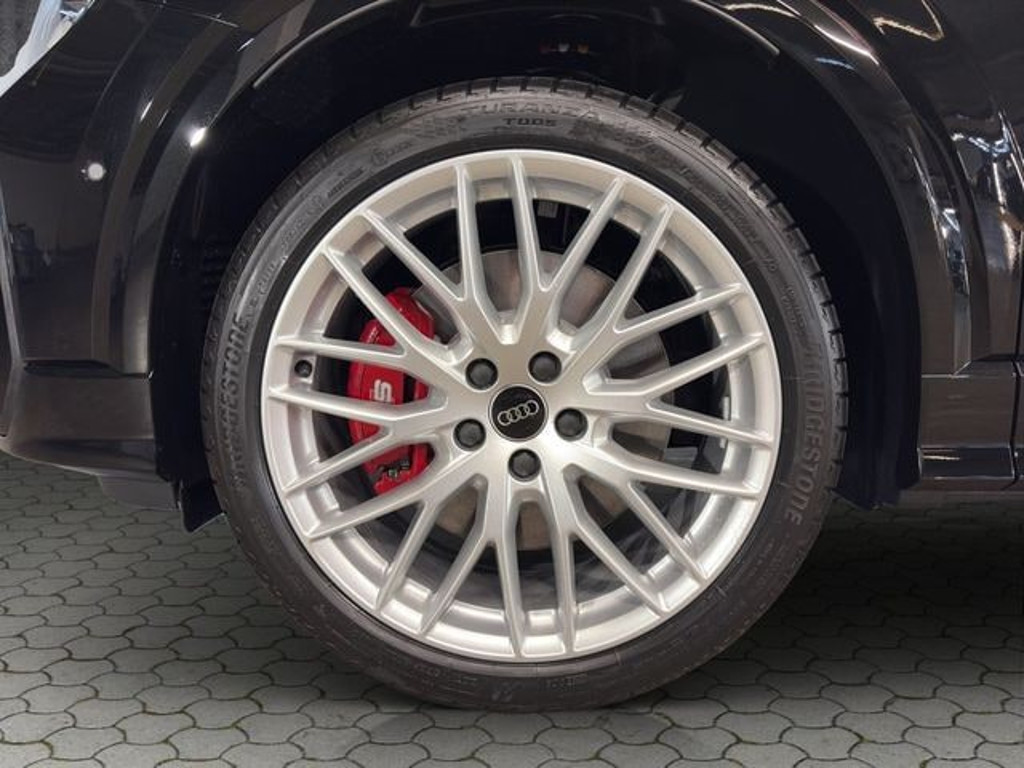 Audi SQ2