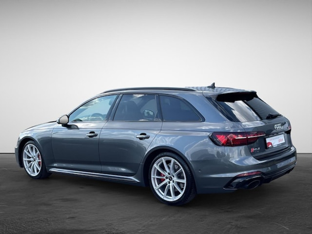 Audi RS4 Avant Quattro