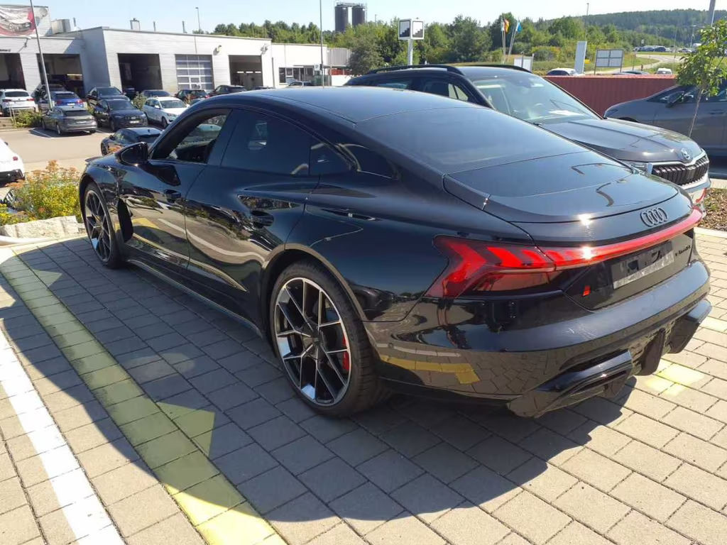 Audi RS e-tron GT