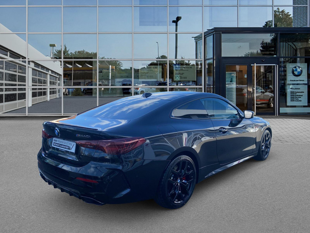 BMW M440