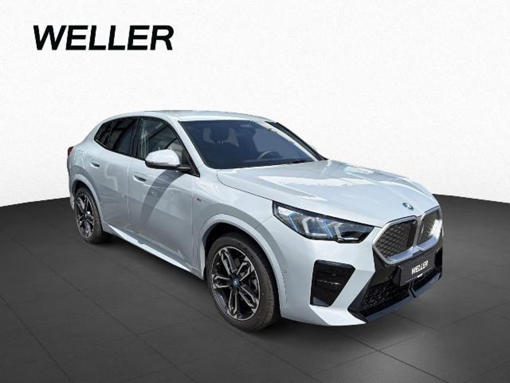BMW iX2