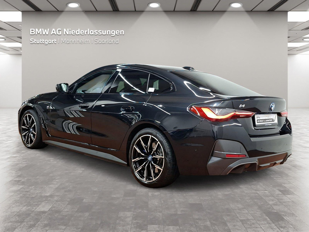 BMW i4