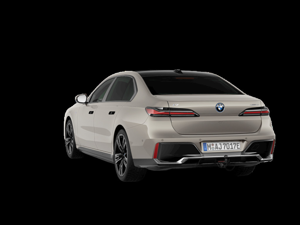 BMW i7