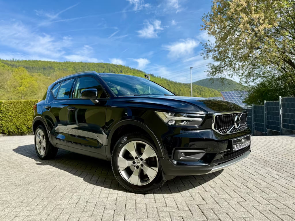 Volvo XC40 Momentum